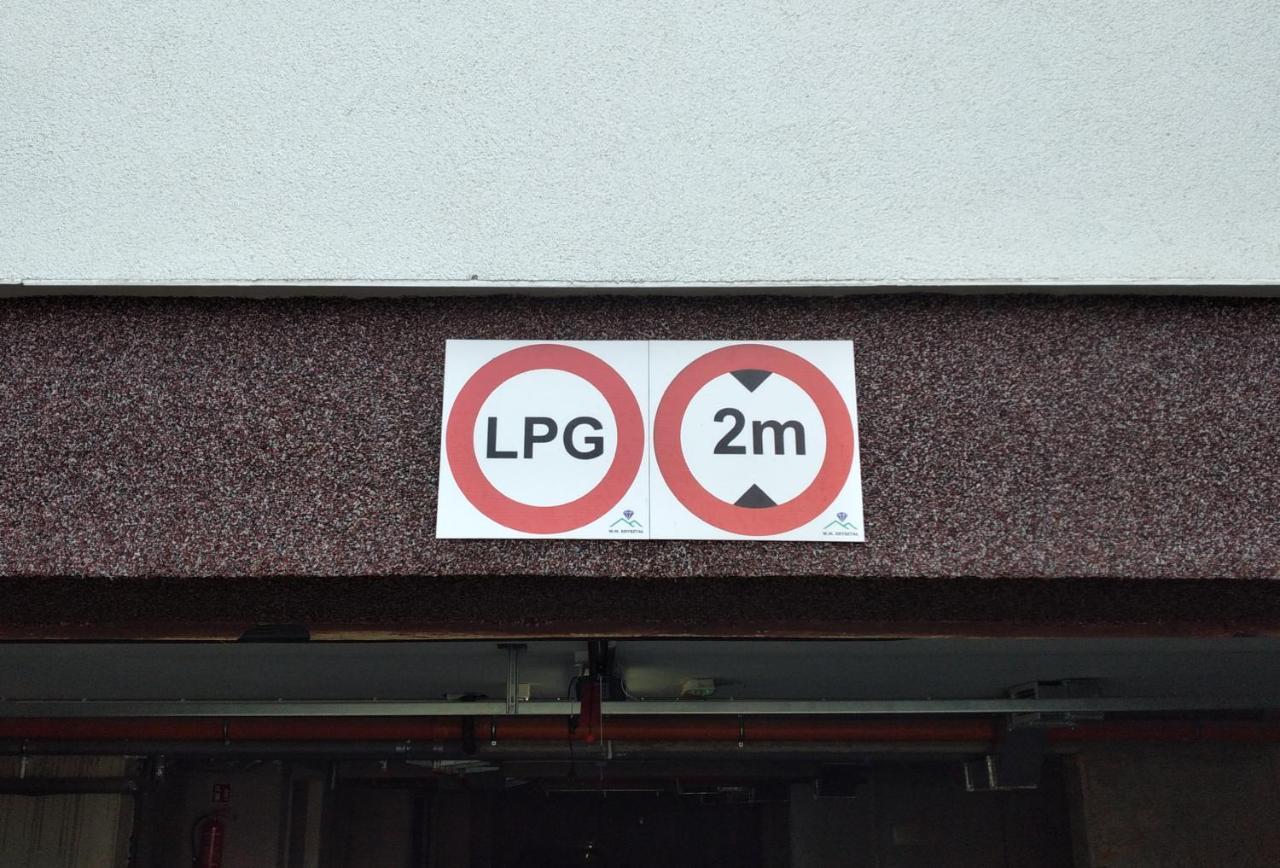 Apartament Nad Lomnica Centrum カルパッチ エクステリア 写真